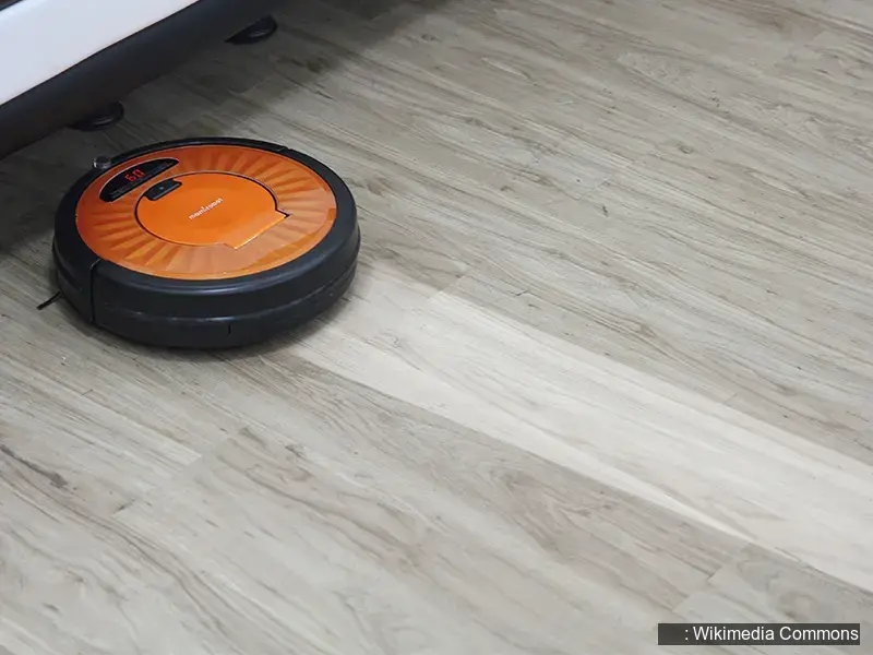 흡입력 vs 물걸레 — 로봇청소기 물걸레 모듈 동작 예시